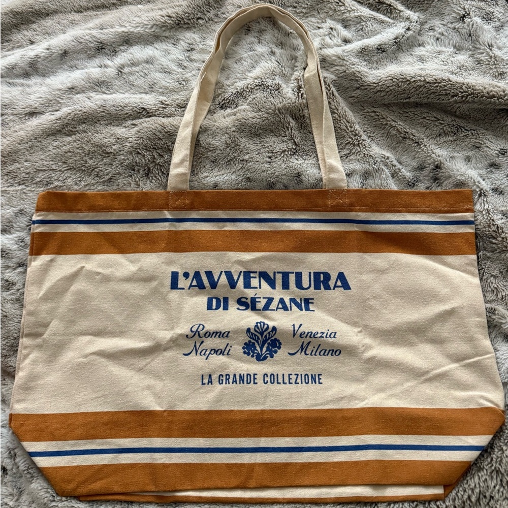 Sezane NWOT rare shopper tote
